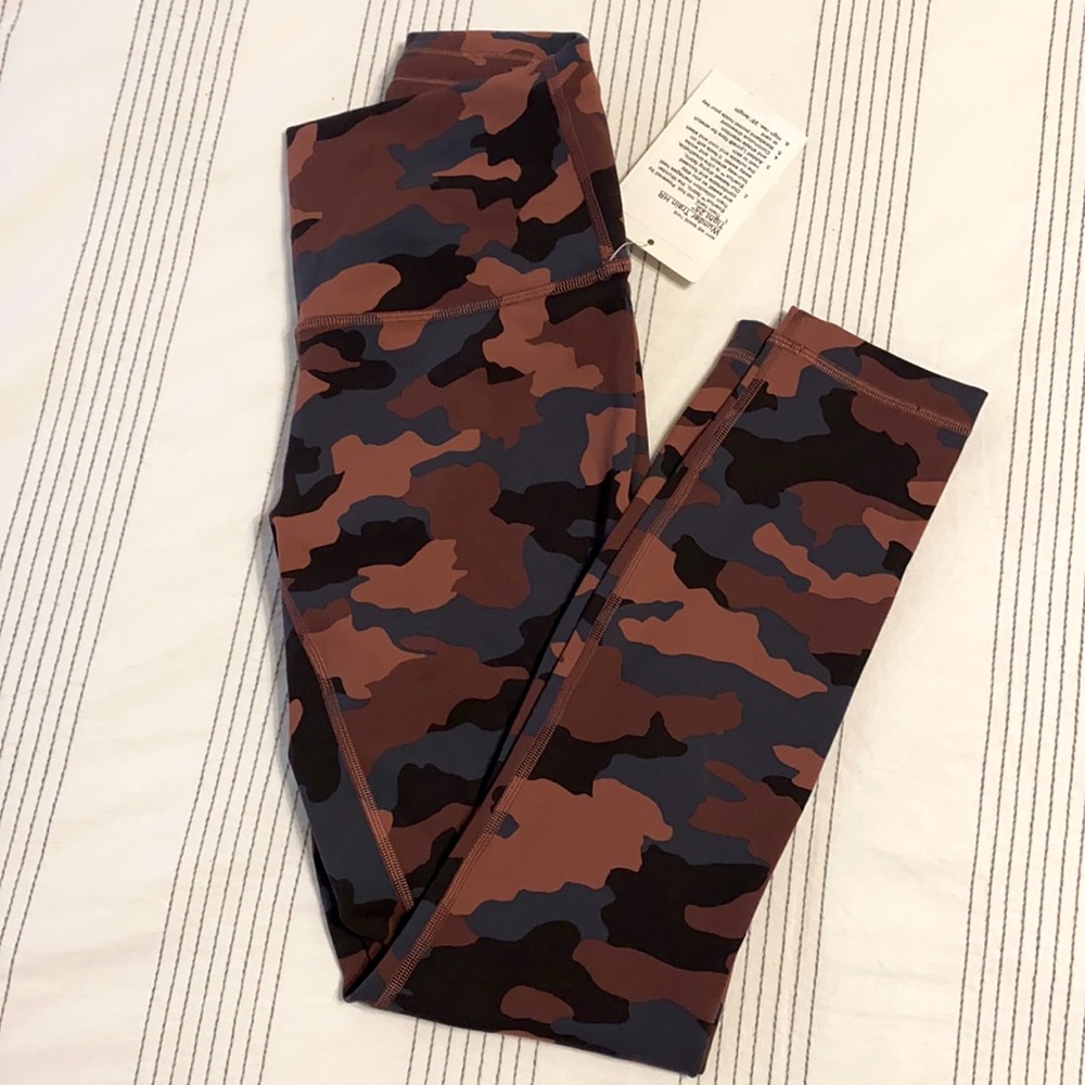 Women’s Wunder Train HR Tight 25” Lululemon Athletica